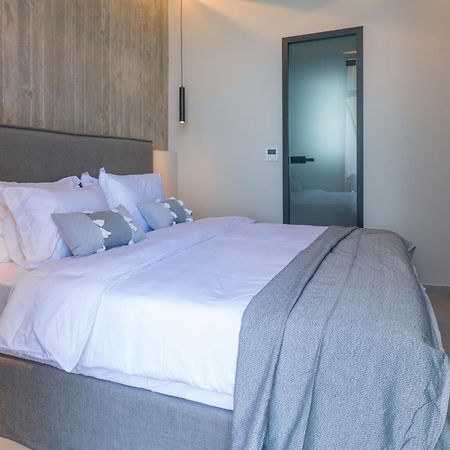 Exanthia Anadeo Villas & Suites מראה חיצוני תמונה