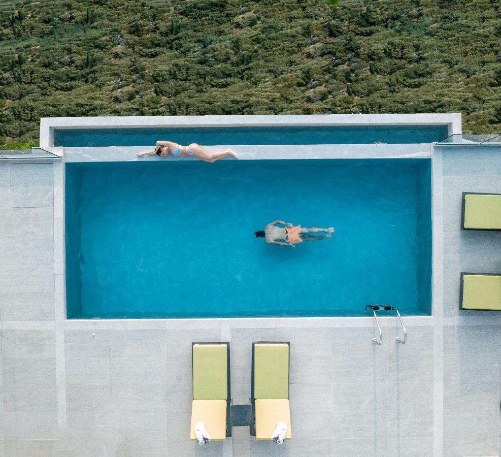 Exanthia Anadeo Villas & Suites מראה חיצוני תמונה
