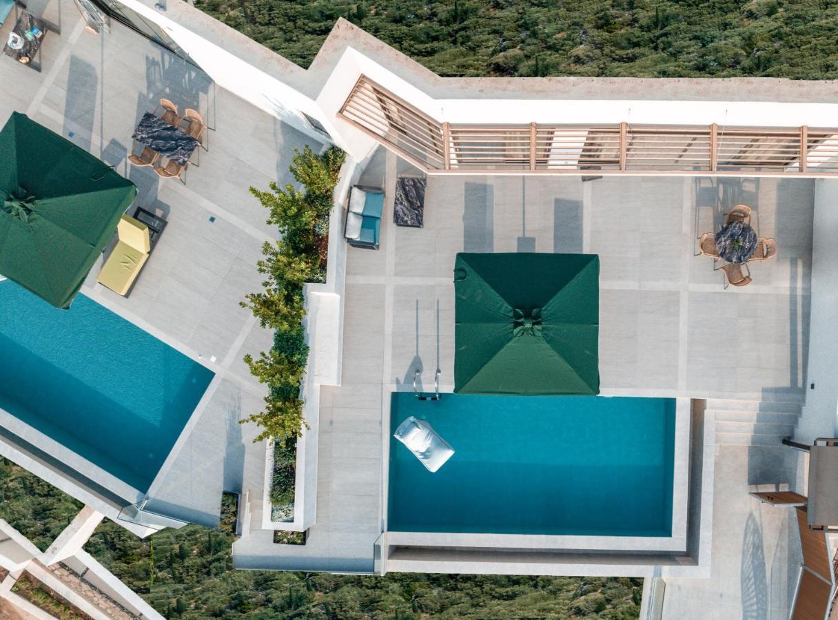 Exanthia Anadeo Villas & Suites מראה חיצוני תמונה