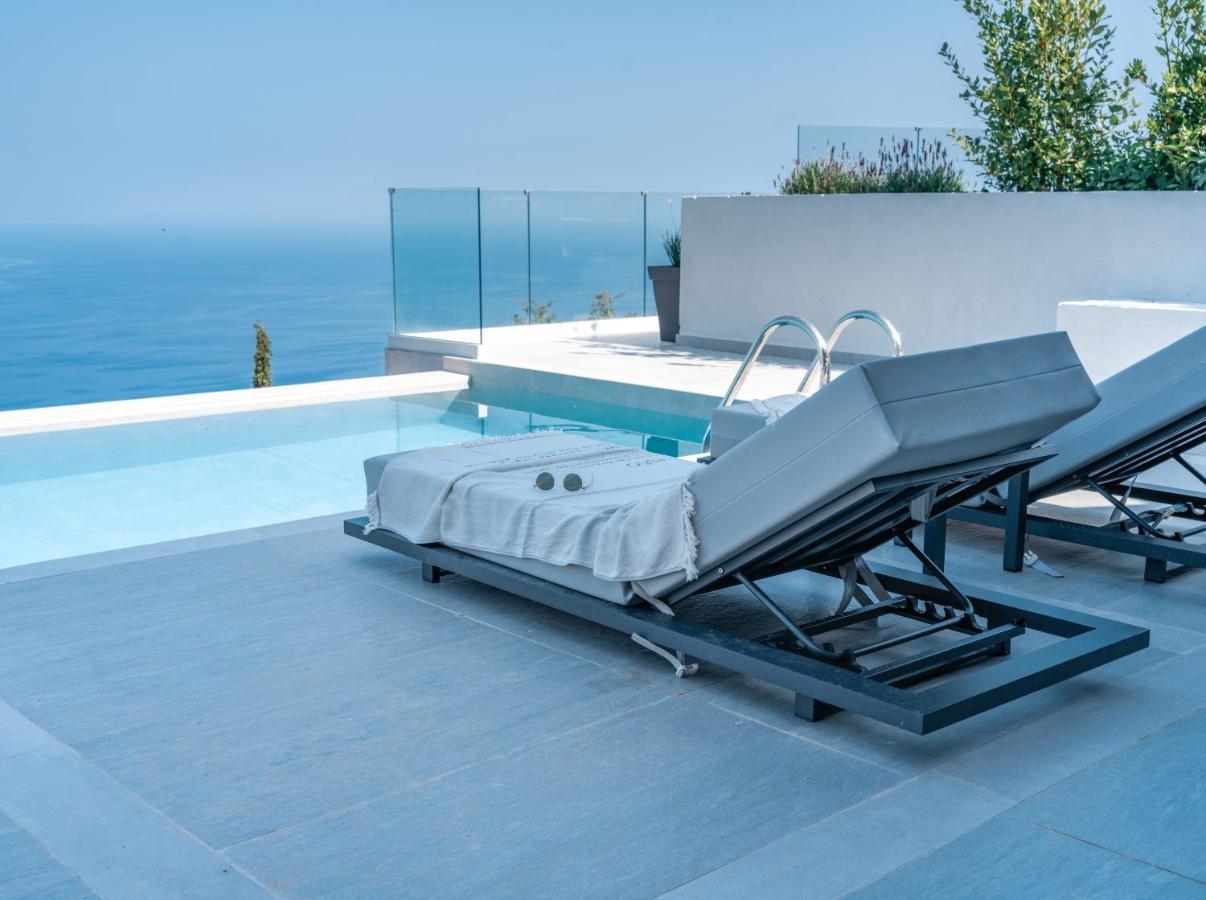 Exanthia Anadeo Villas & Suites מראה חיצוני תמונה