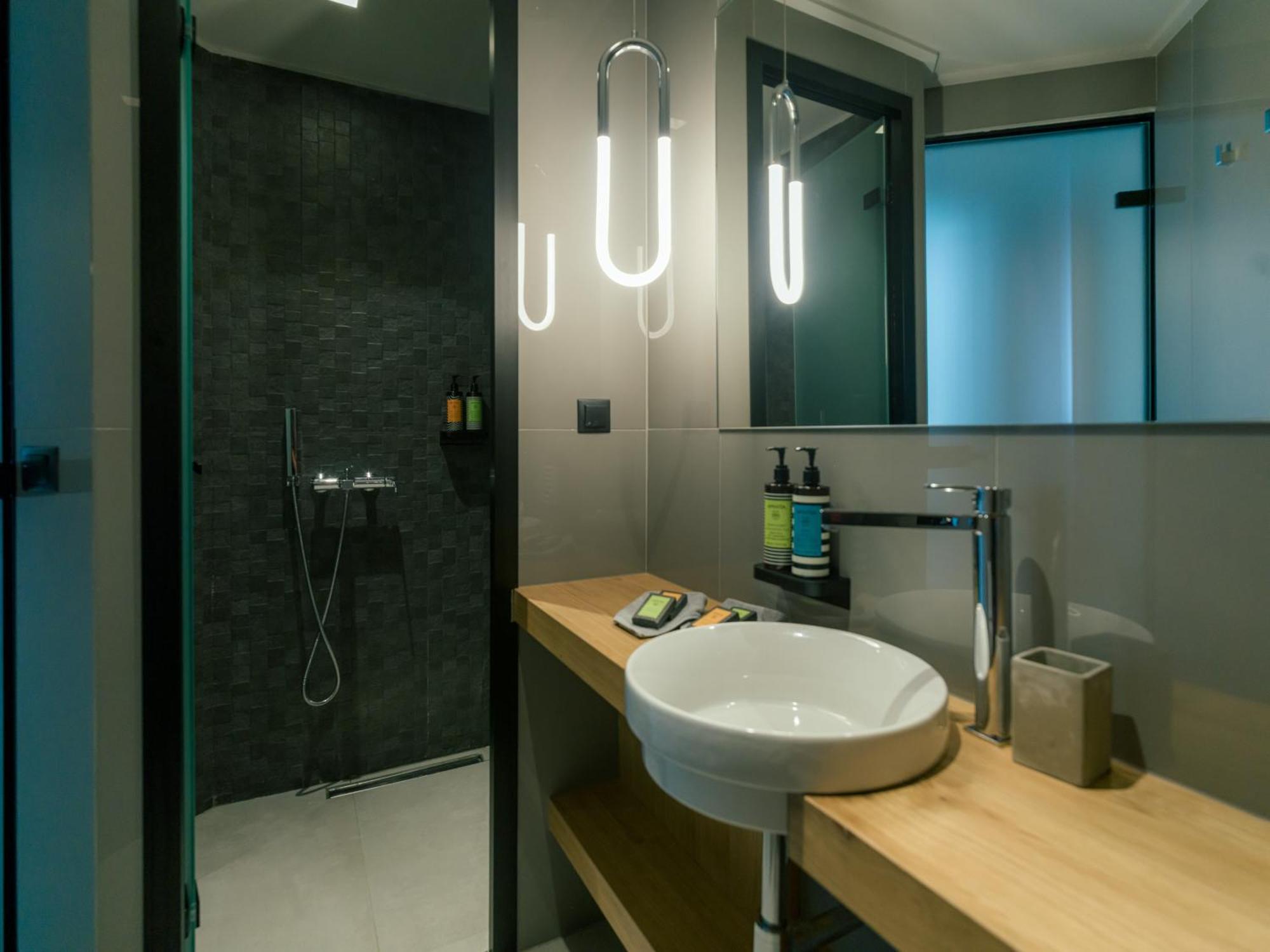 Exanthia Anadeo Villas & Suites מראה חיצוני תמונה