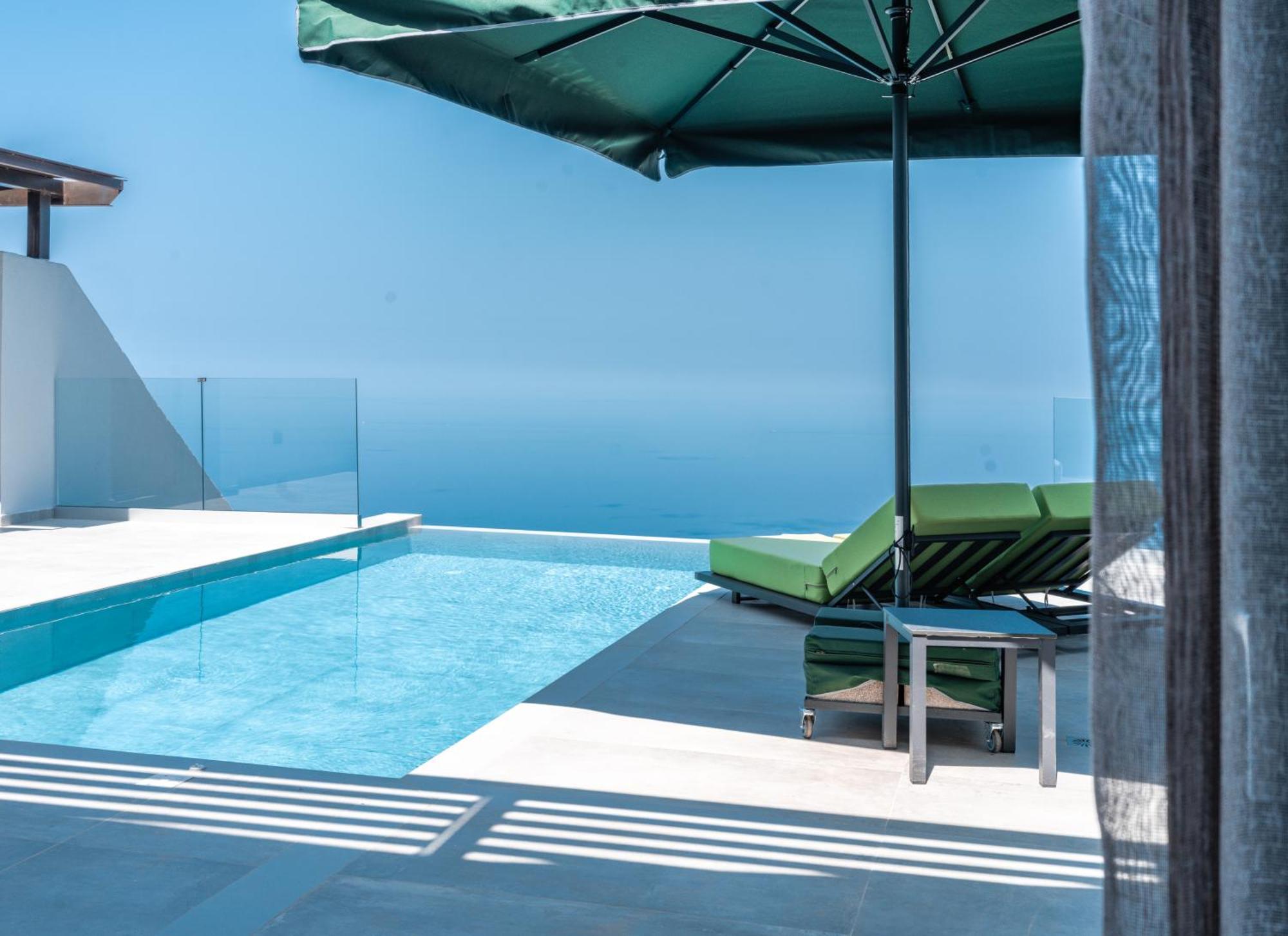 Exanthia Anadeo Villas & Suites מראה חיצוני תמונה